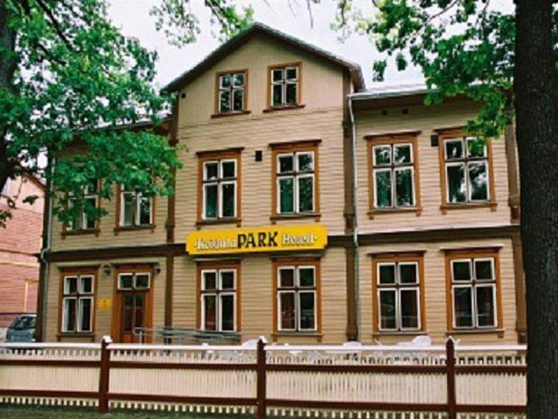 Hotel Koidulapark 2*